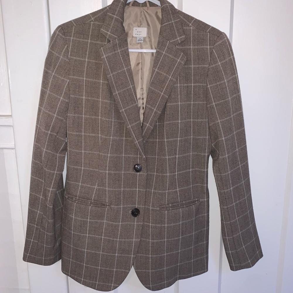 Women’s casual blazer